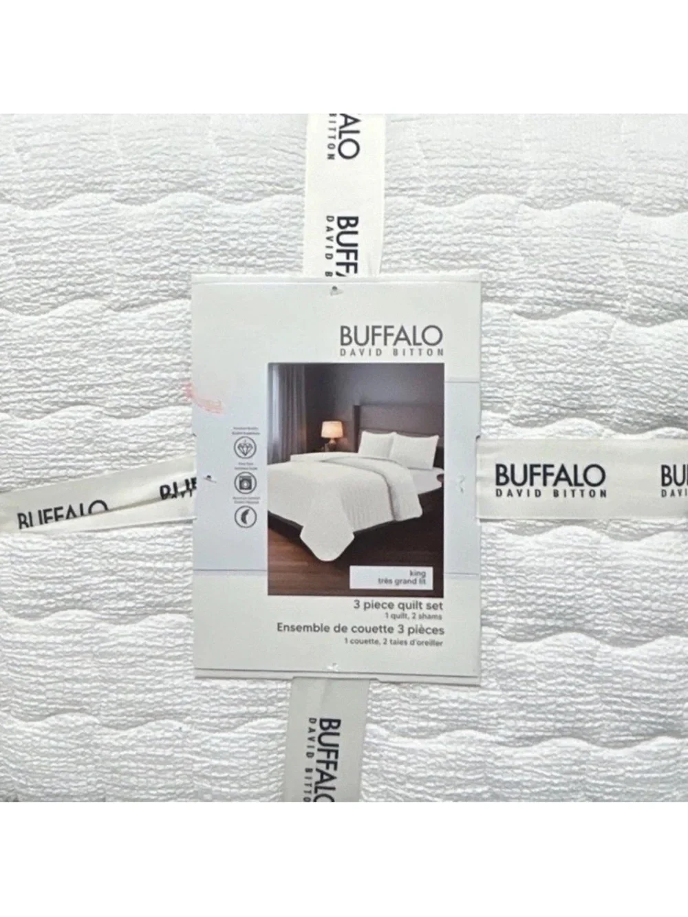 Buffalo David Bitton White King Quilt Set 104”x90”